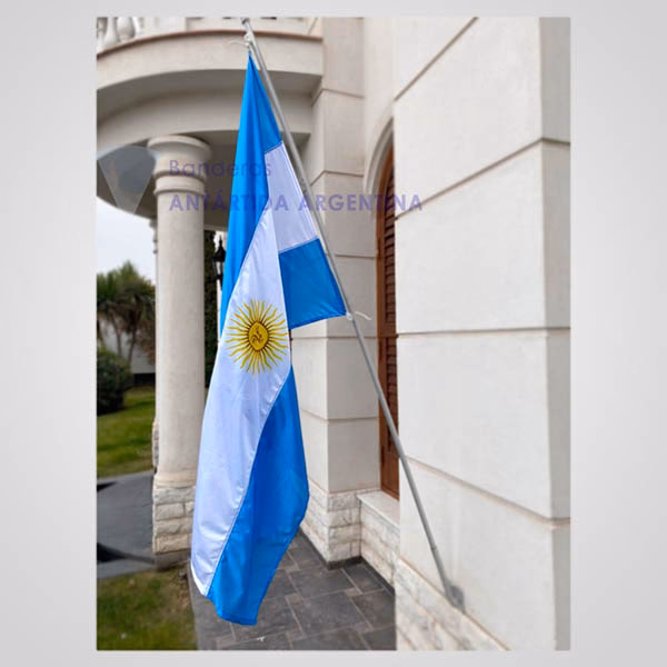 ¿Dónde están las banderas flameantes?