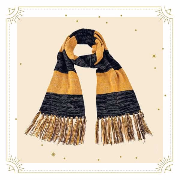 ¿Cómo decorar una bufanda de animales?