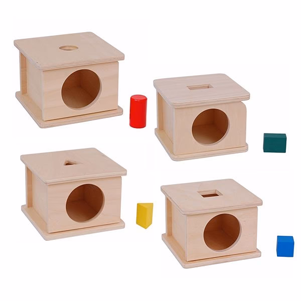 ¿Qué es el juego de las cajas y las figuras geométricas?