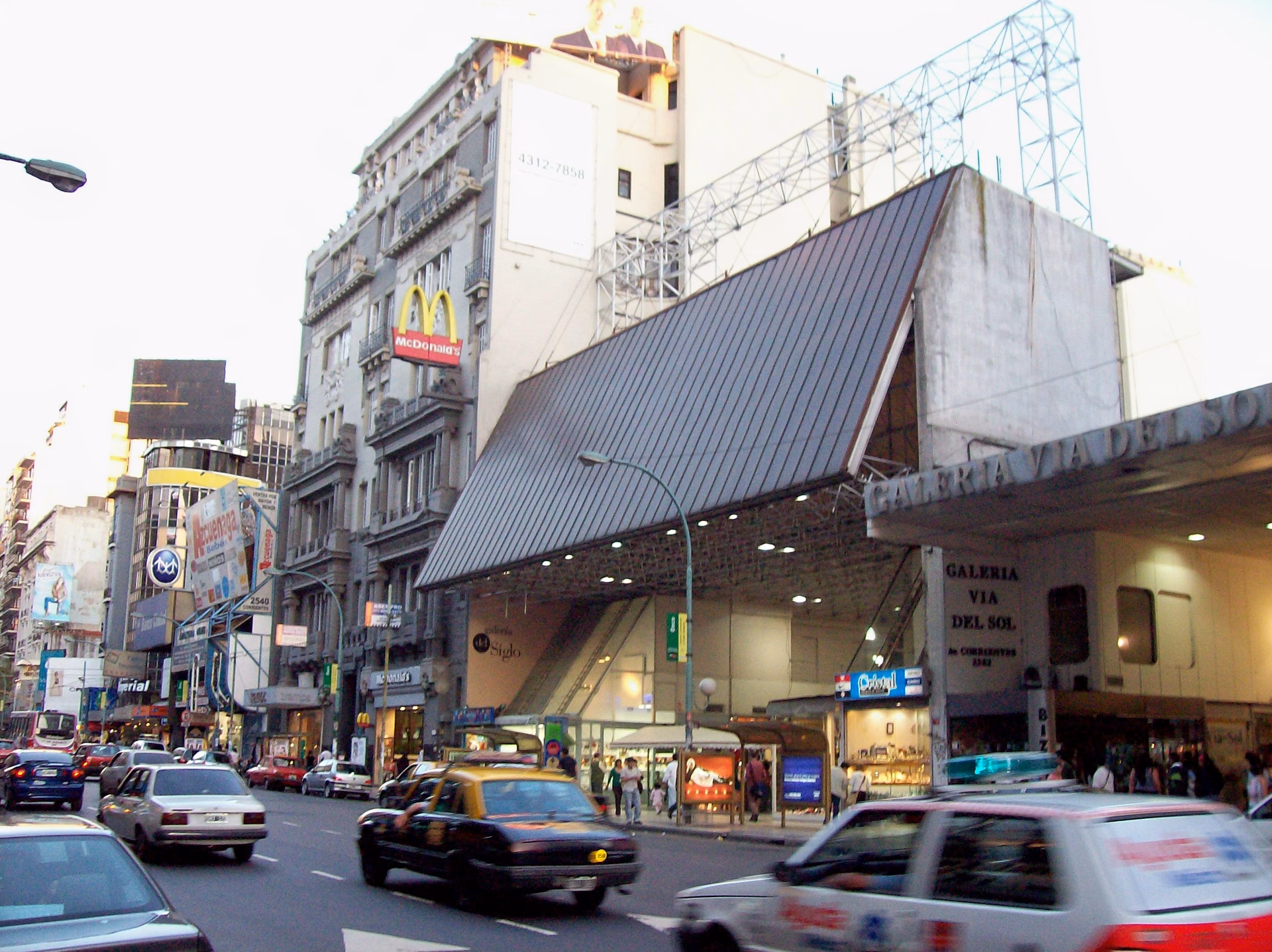 ¿Dónde se encuentra la calle Larrea?