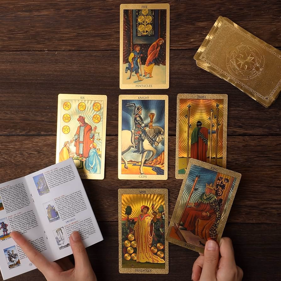 ¿Cómo encontrar los libros de tarot perfectos para complementar su práctica?