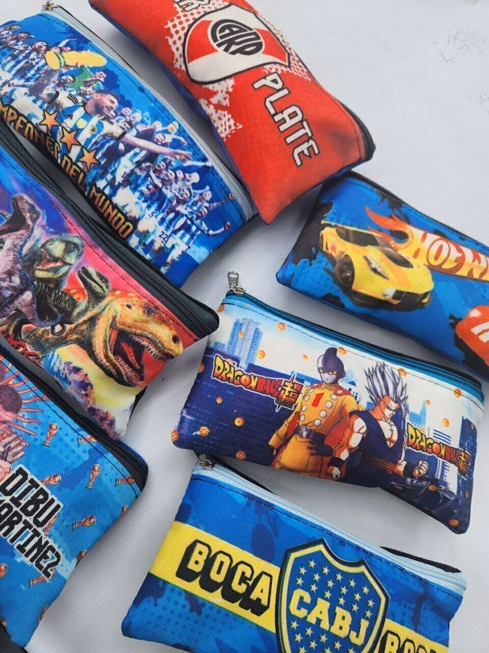 ¿Cuánto cuesta una cartuchera?