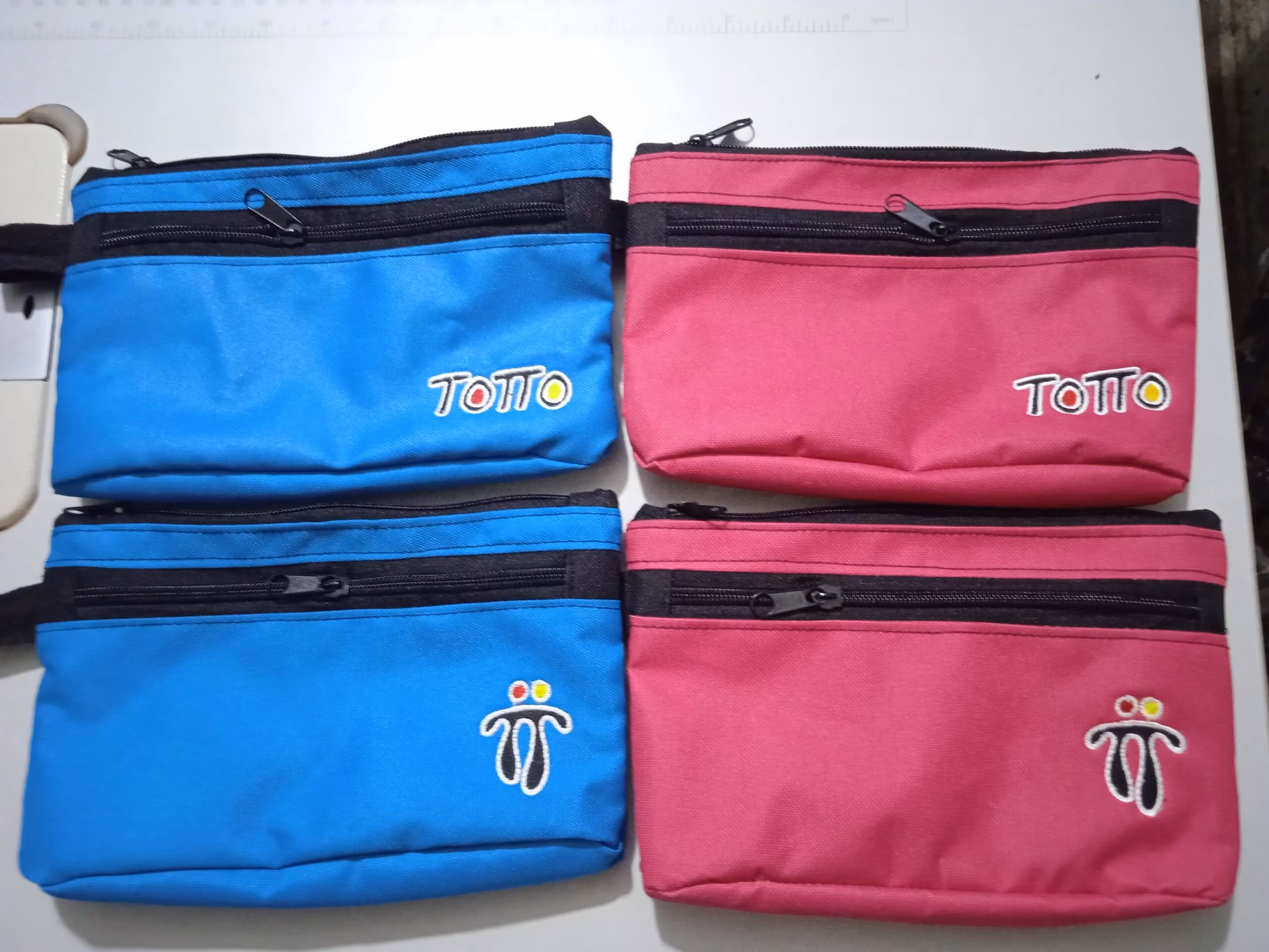 ¿Dónde puedo comprar cartucheras por mayor?