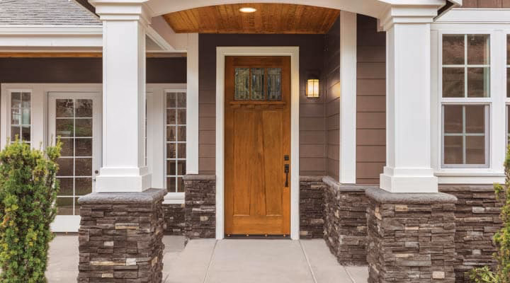 ¿Cómo combinar el color marrón con el color madreselva?