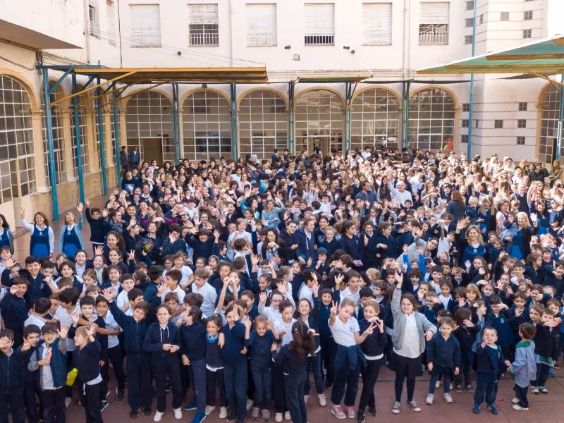 ¿Dónde se encuentra el Colegio La Salle Buenos Aires?