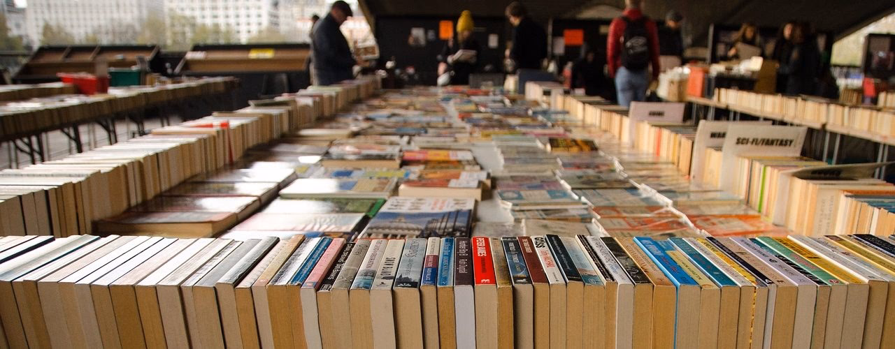 ¿Qué editoriales no pueden acceder a una distribuidora de libros?