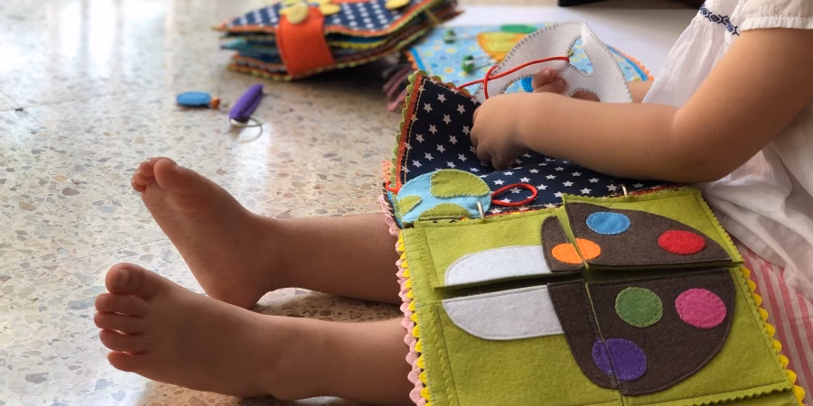 ¿Cuáles son los diferentes tipos de libros sensoriales?