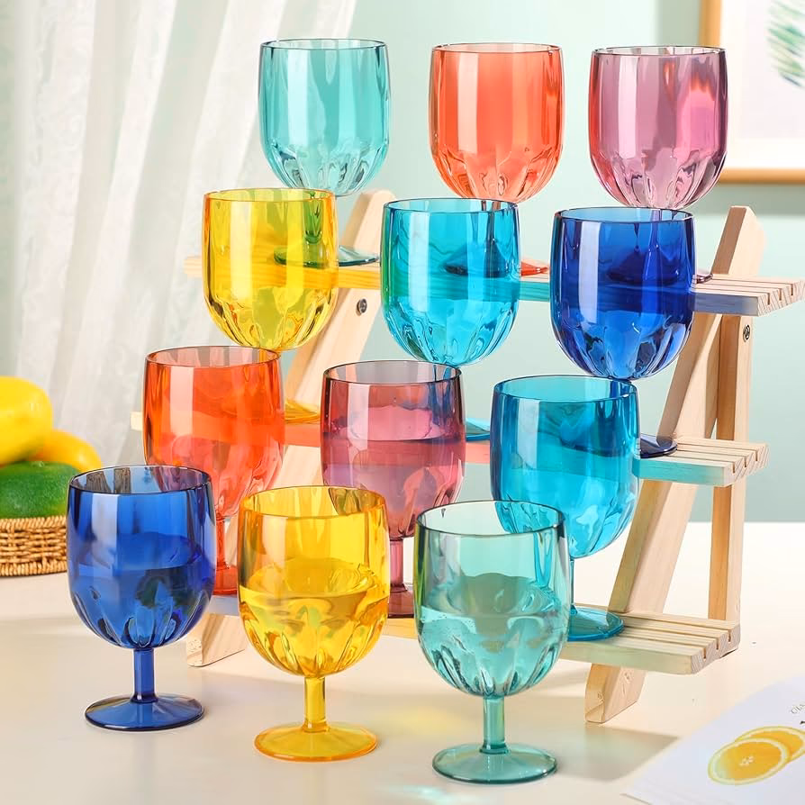 ¿Cuáles son las ventajas de comprar copas de plástico baratas?