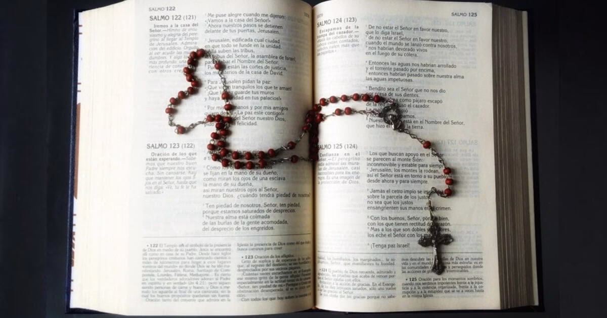 ¿Cuál es el libro más pequeño de la Biblia?