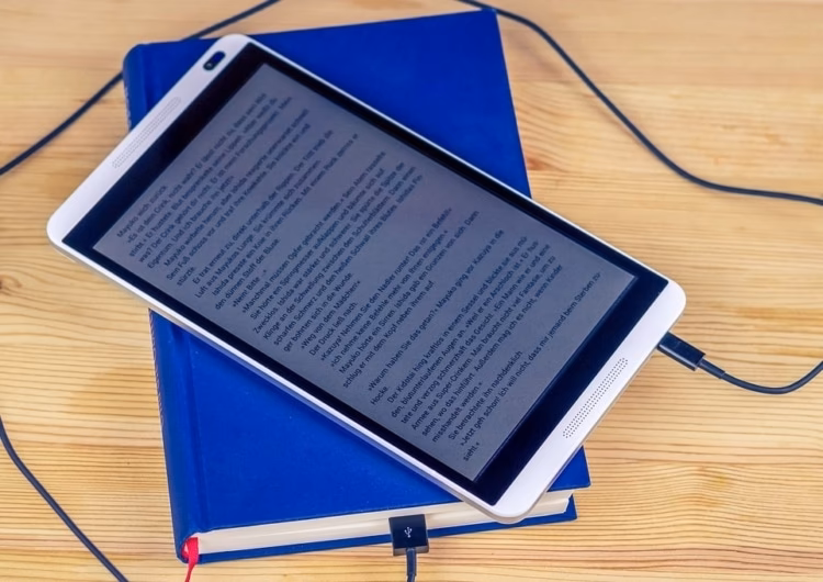 ¿Cuál es el origen del libro electrónico?