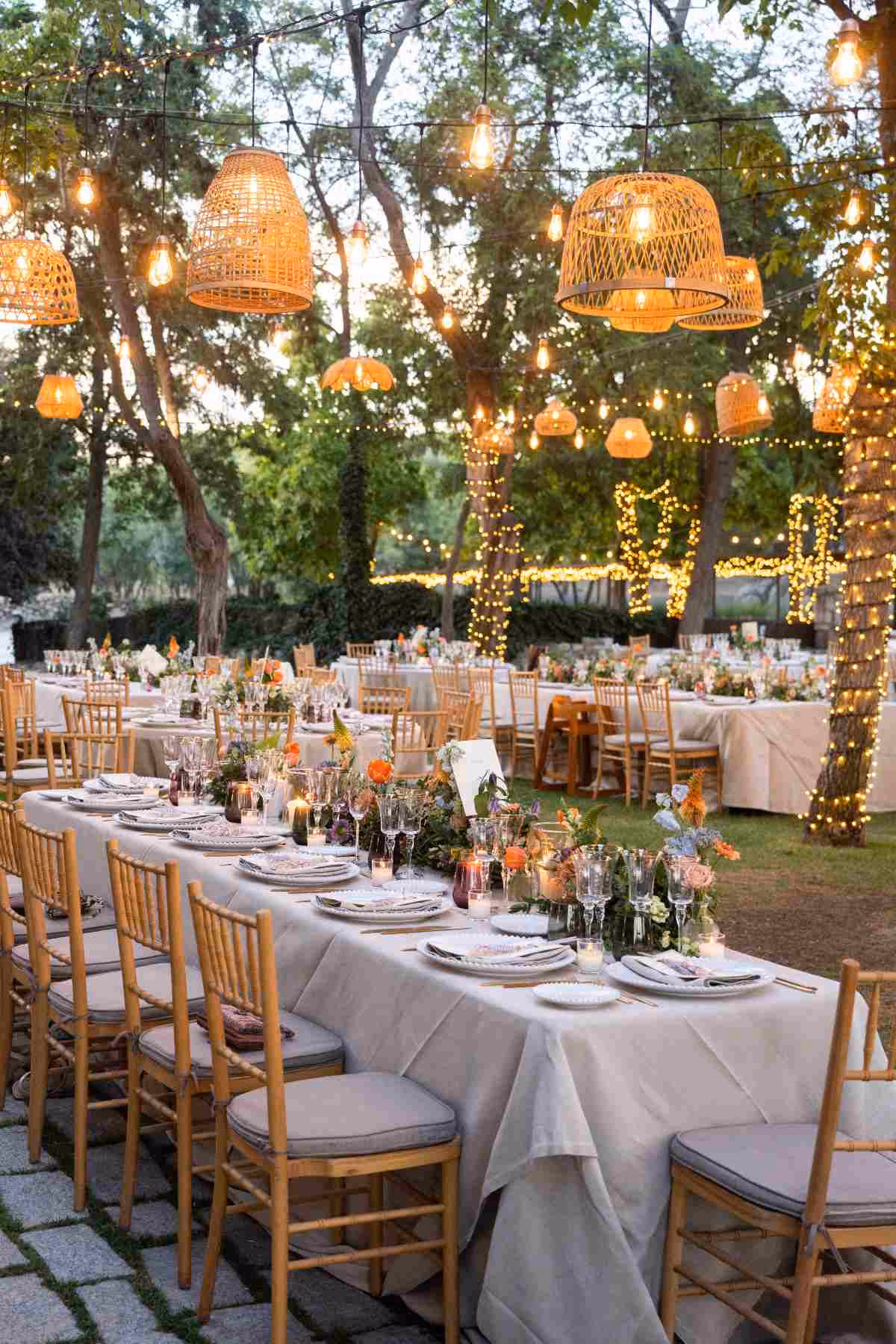 ¿Cómo decorar un casamiento al aire libre?