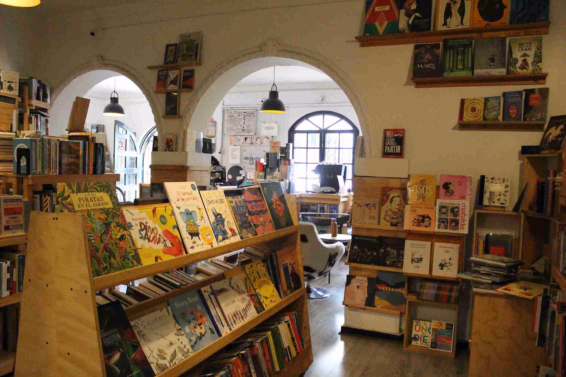 ¿Qué productos ofrece librería garabato?