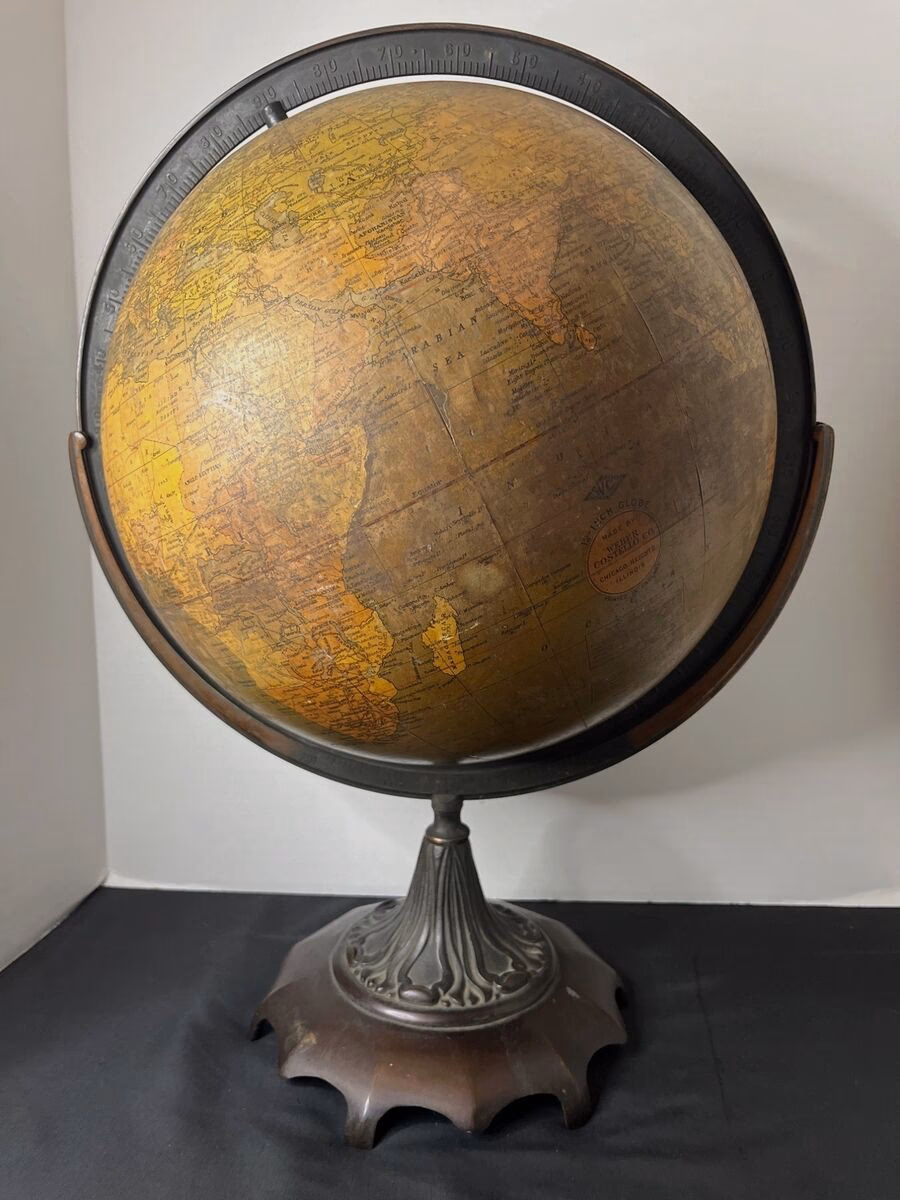 ¿Dónde está el globo terráqueo de RKO?