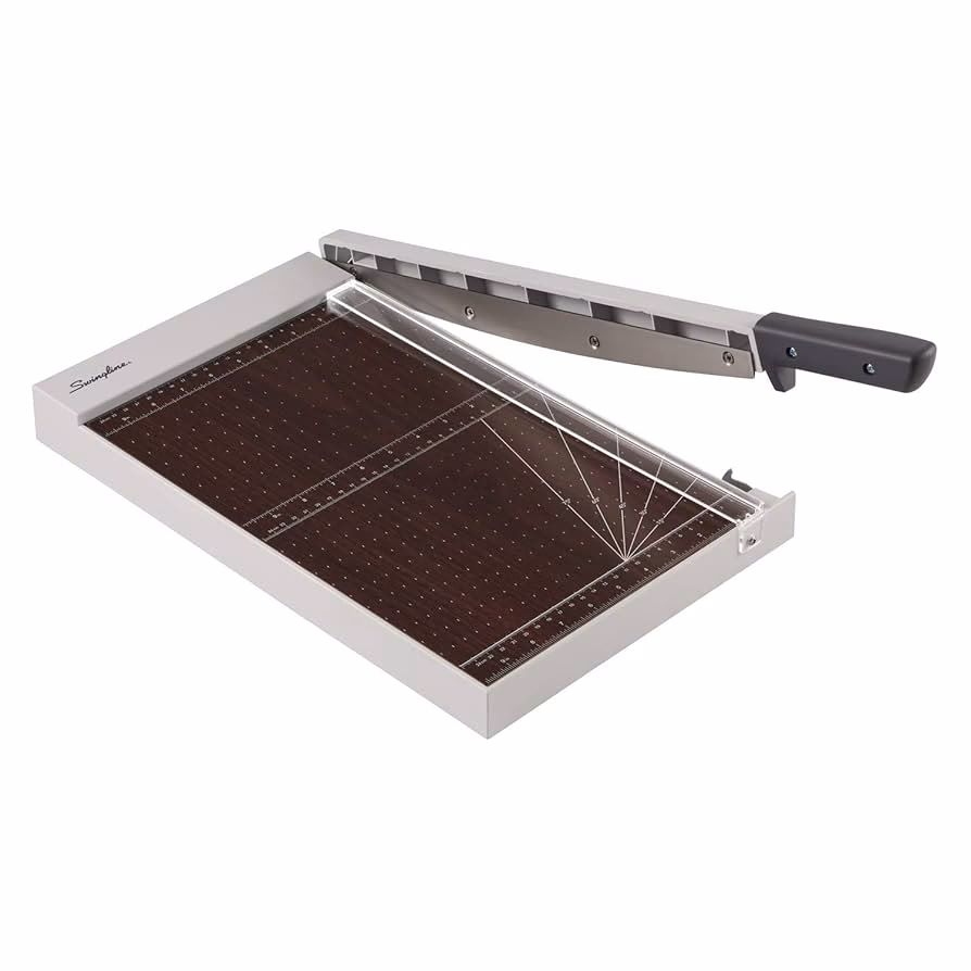 ¿Qué son las guillotinas manuales?