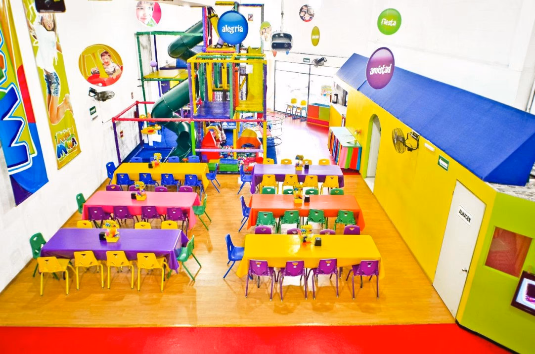 ¿De qué estilo es la Escuela Infantil San Nicolás?