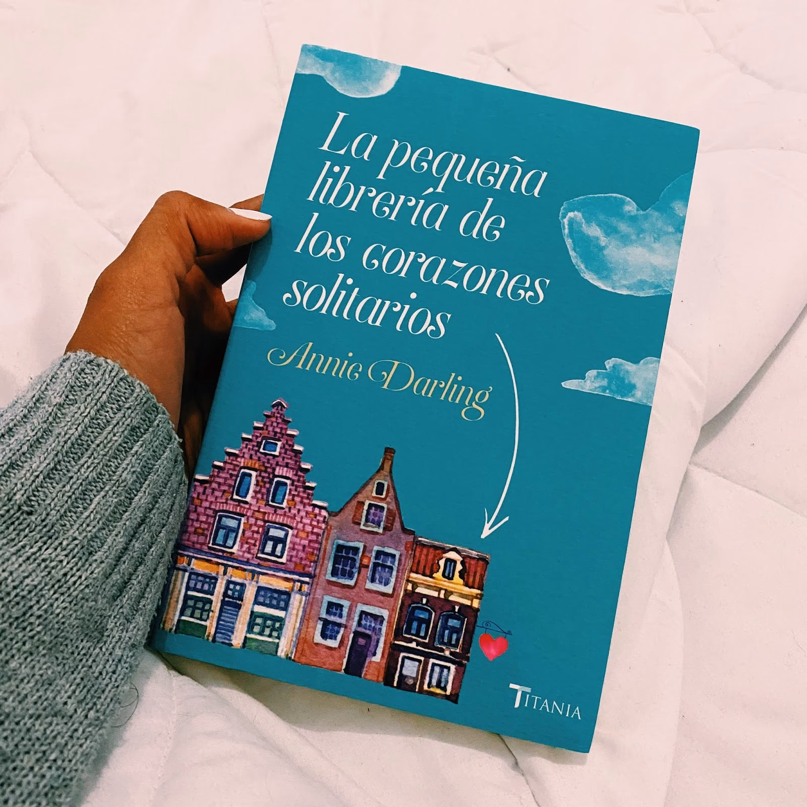 ¿Quién es el director de la orquesta de los corazones solitarios?