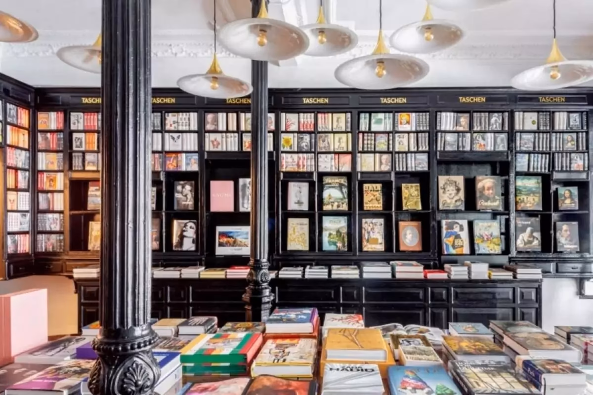 ¿Dónde se encuentra la librería Libros por un mundo mejor?