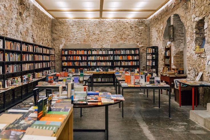 ¿Qué ofrece la Llibreria Calders?