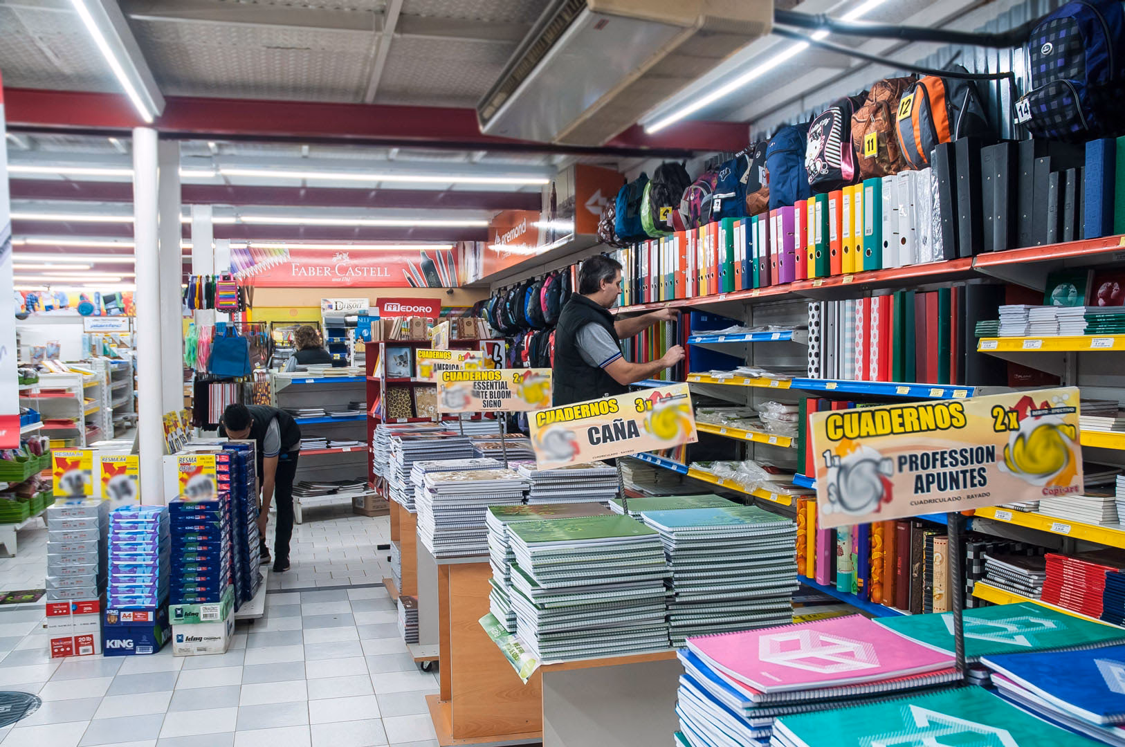 ¿Qué ofrece la Librería artística en San Justo?