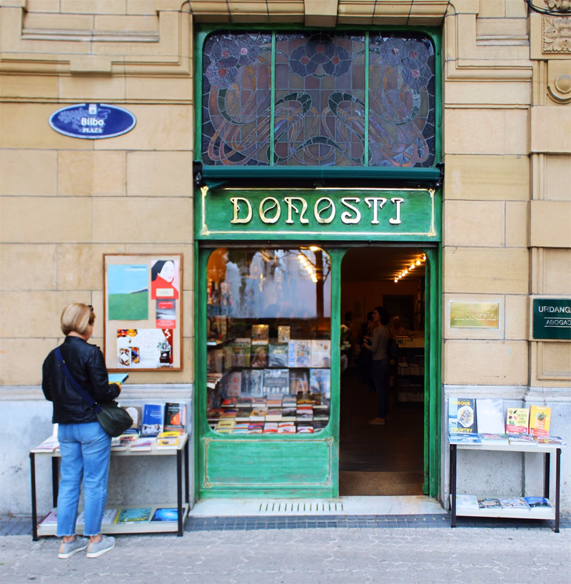 ¿Cuál es el ejemplo de la librería donostiarra?