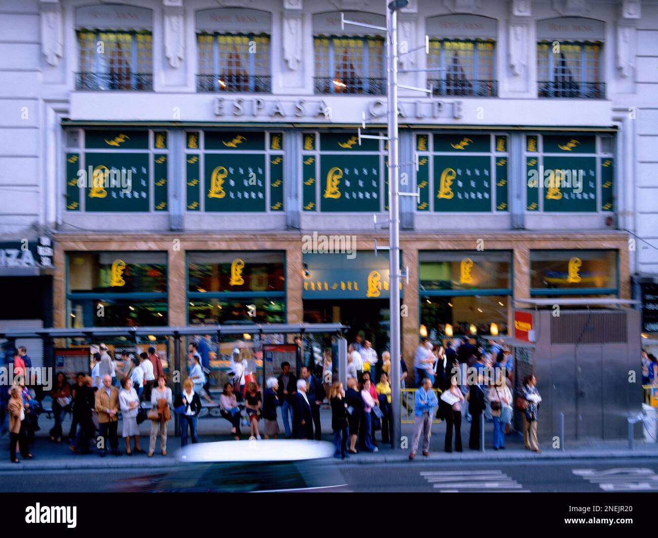 ¿Cuánto cuesta el libro Espasa Calpe?