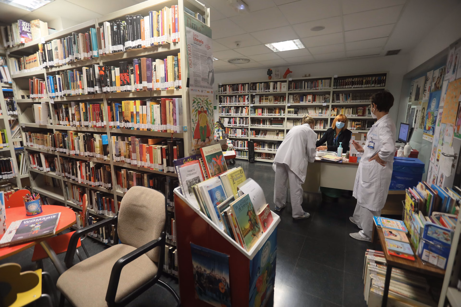 ¿Cuáles son los hospitales autorizados para obtener la libreta sanitaria?