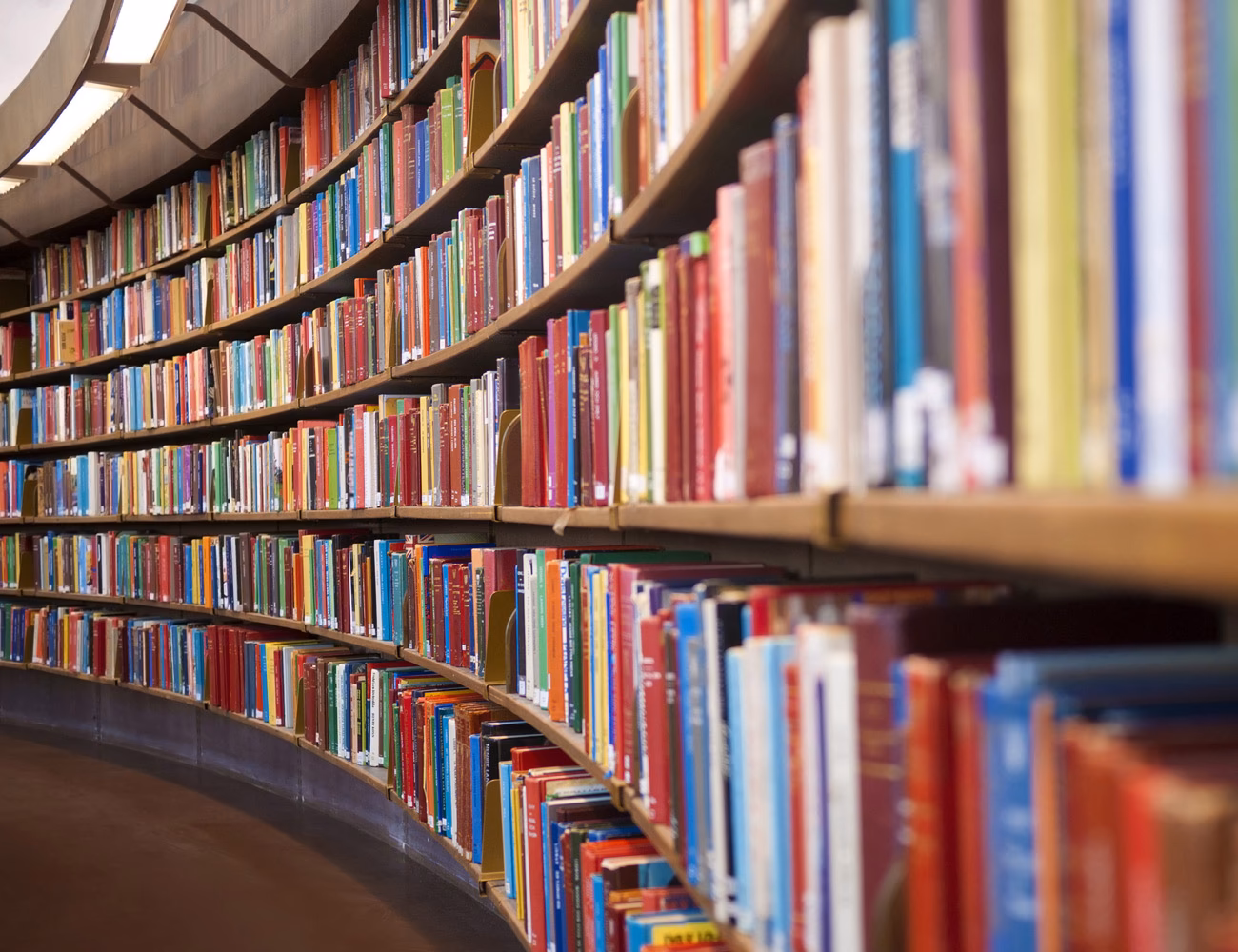 ¿Qué trabajos jurídicos se pueden encontrar en la librería?