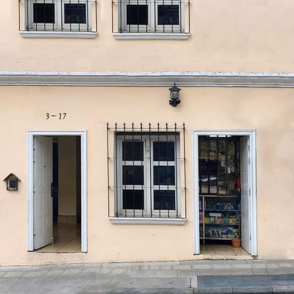 ¿Cuáles son los horarios de atención de la librería jurisdicción?