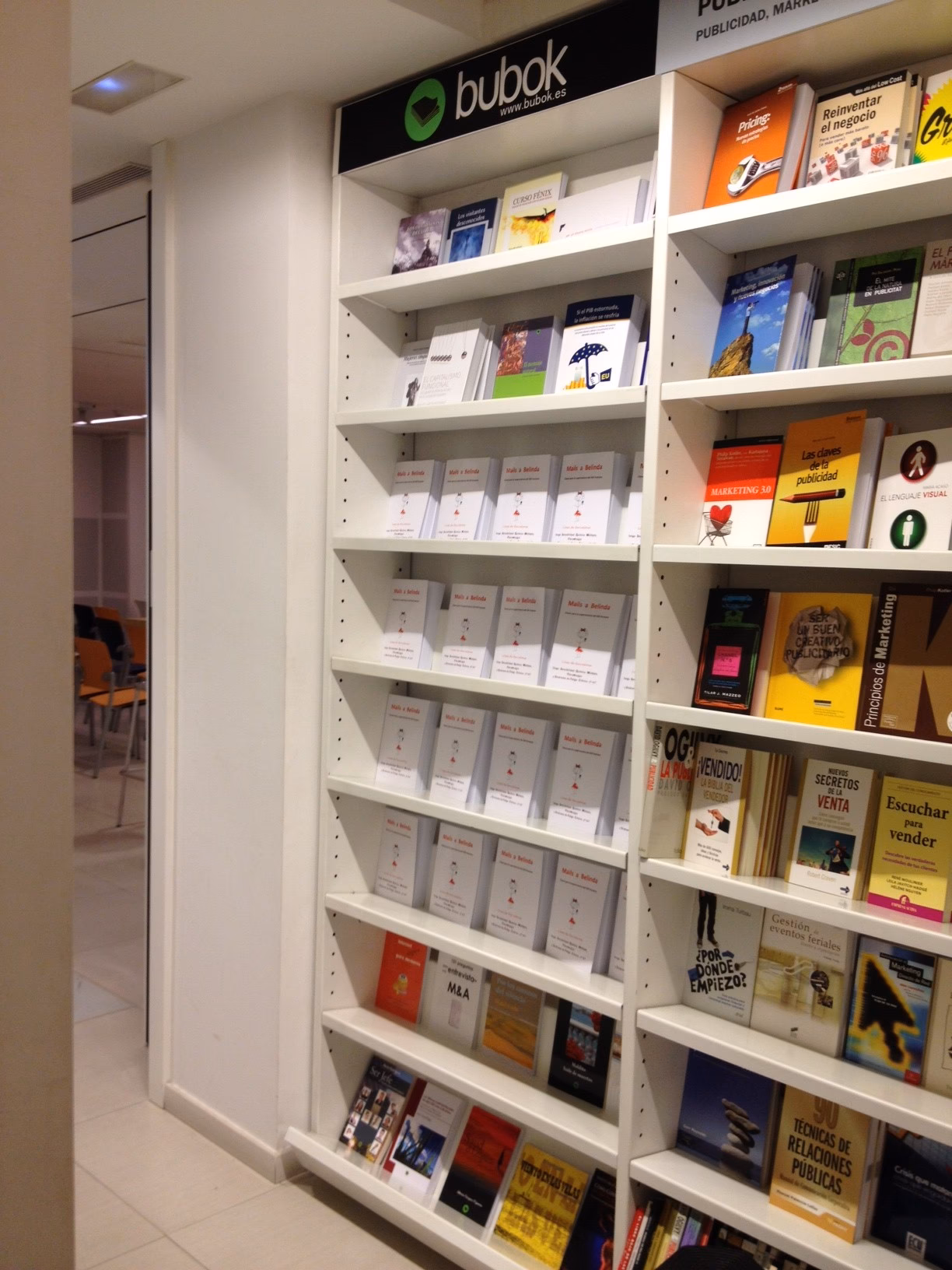 ¿Cuántas páginas tiene el libro de lujo?