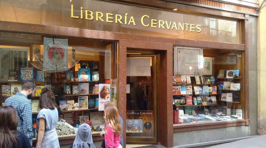 ¿Cómo puedo comprar en la librería de España?