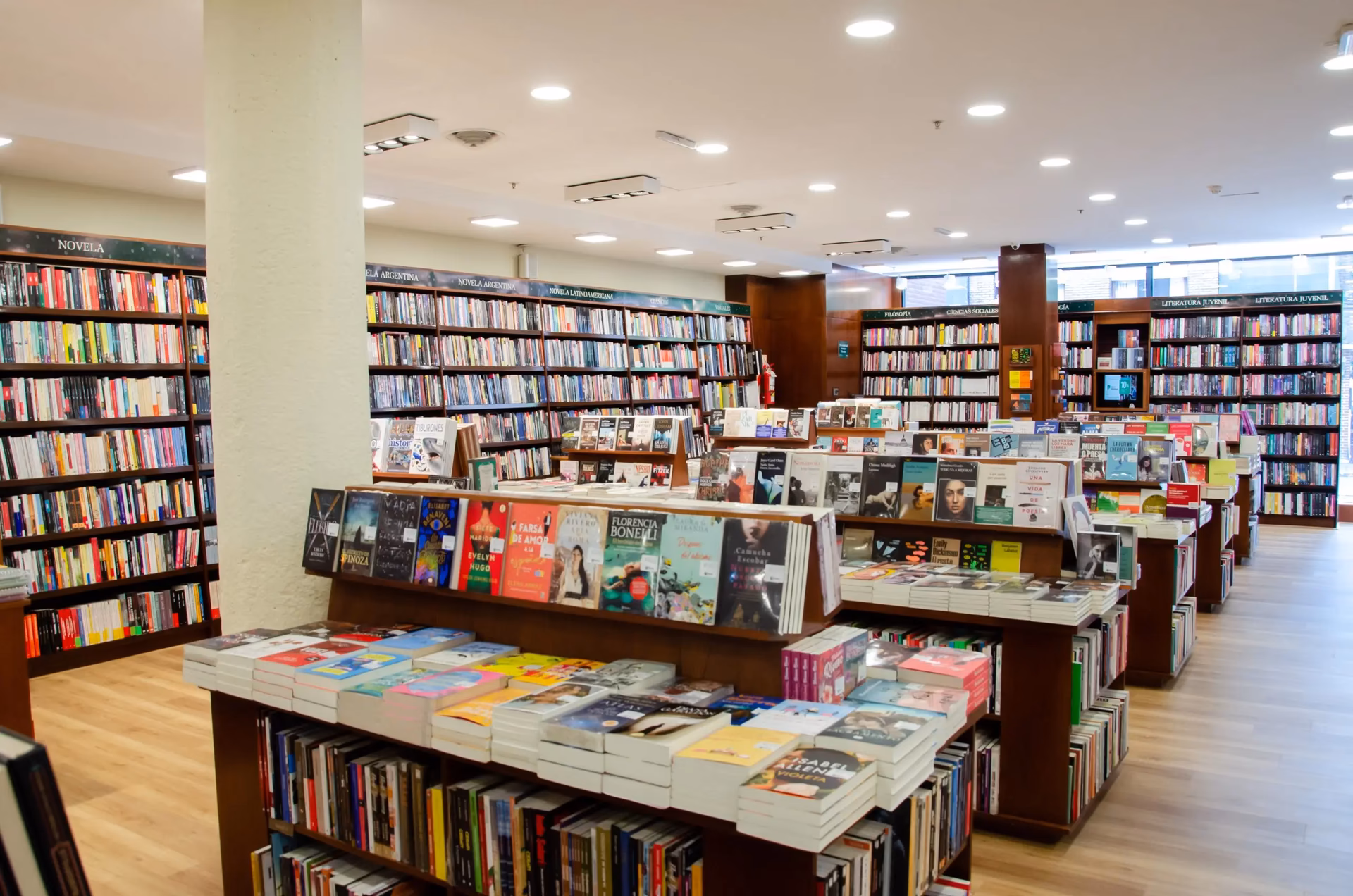 ¿Qué beneficios ofrece la cuenta Yenny extra?