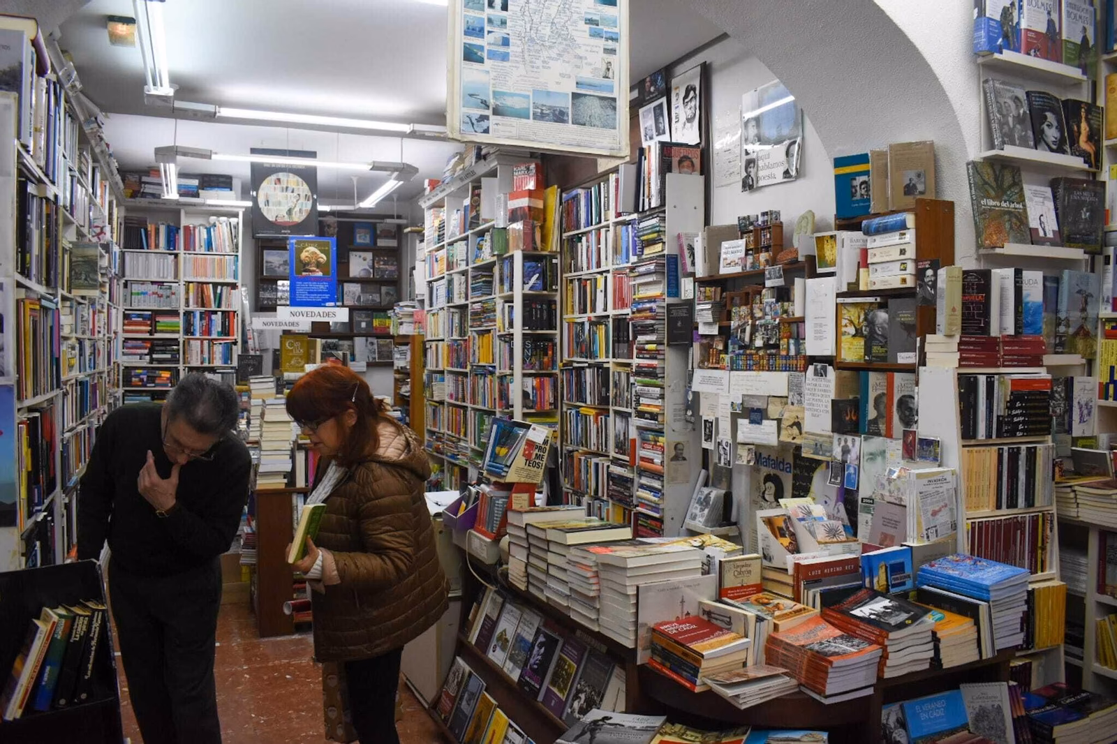 ¿Qué ofrece la librería de Cádiz?