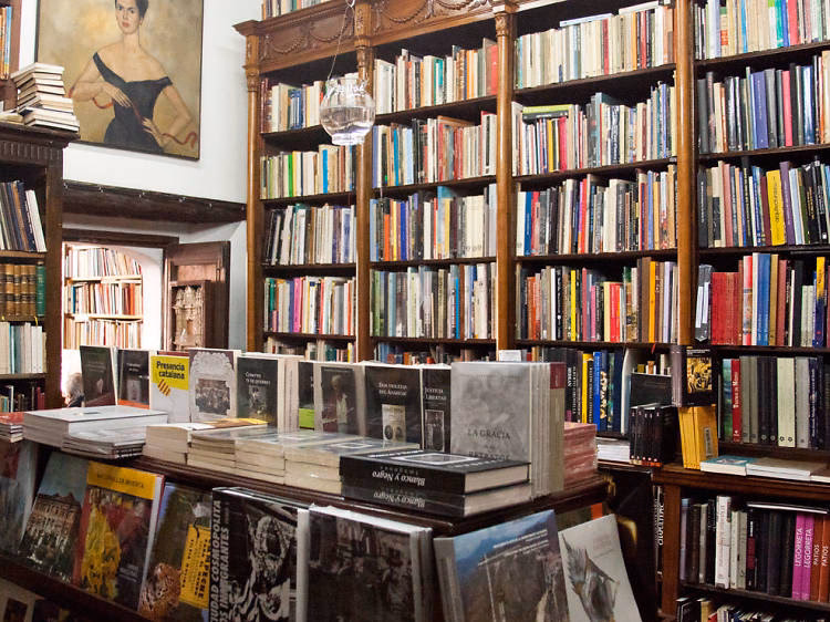 ¿Cuáles son las principales librerías del centro de Barcelona?