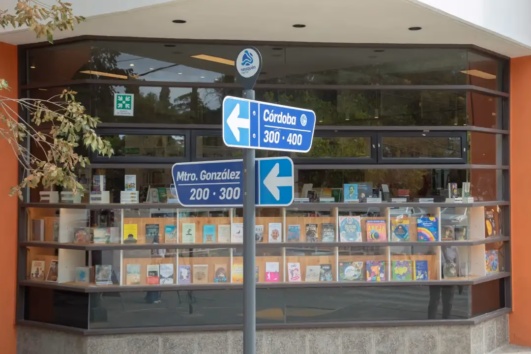 ¿Cuál es la mejor librería de idiomas en Neuquén?