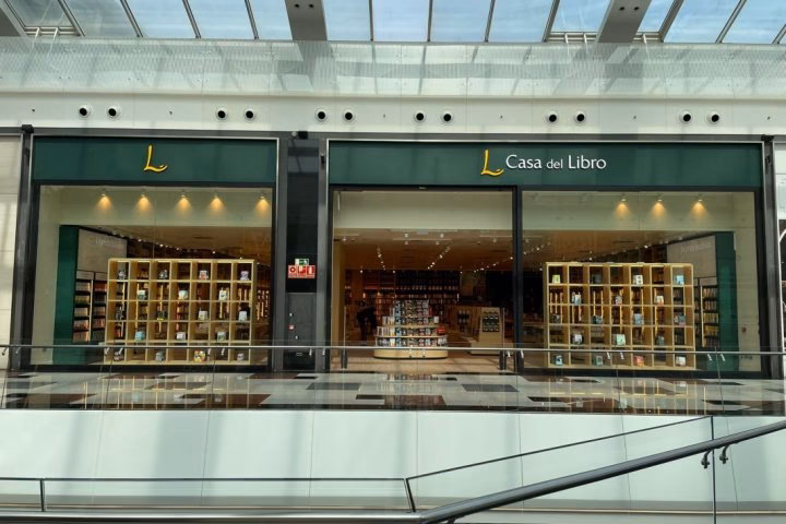 ¿Quién es el dueño de la librería de Granada hoy?