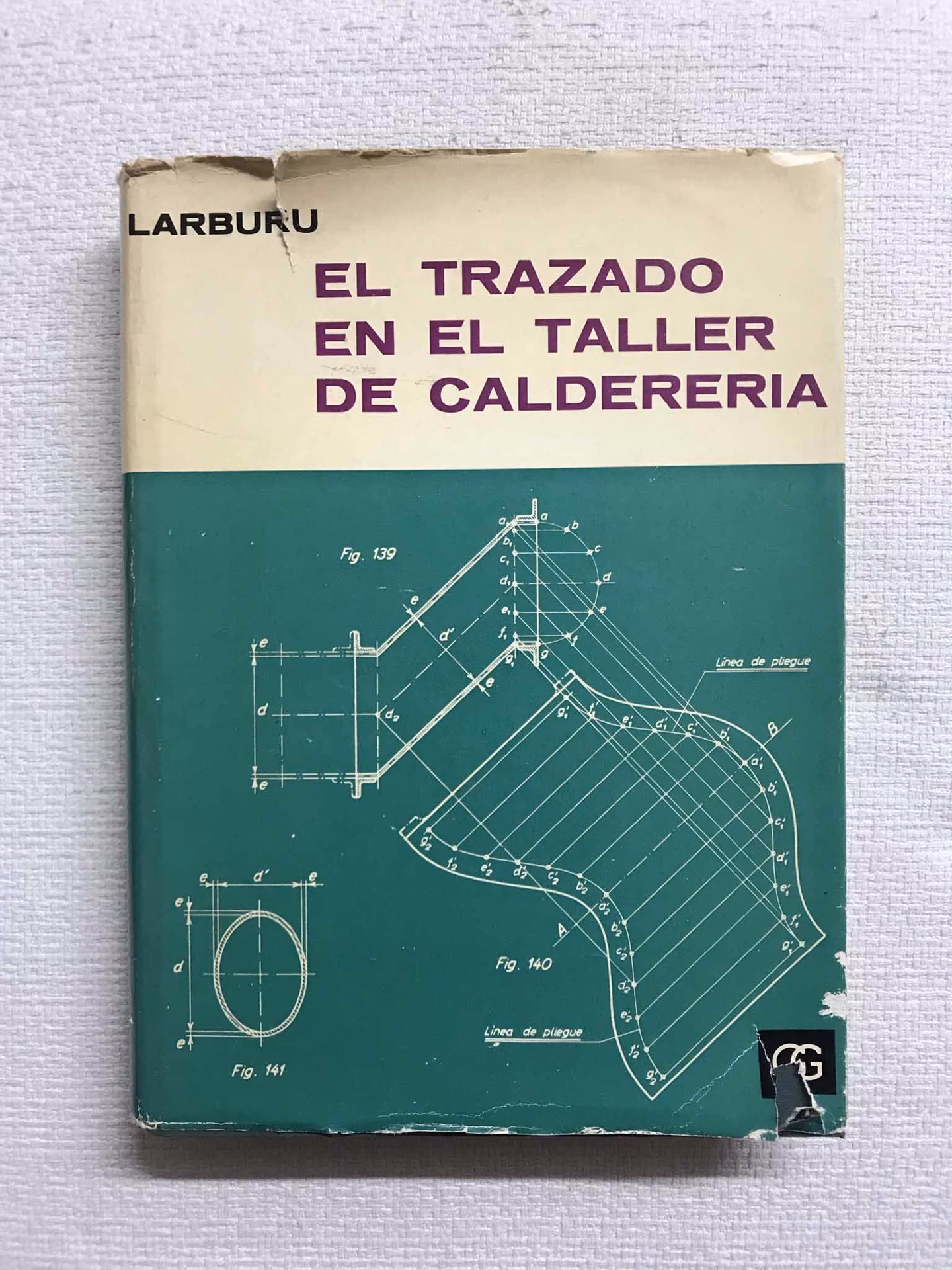 ¿Qué ofrece el libro sobre el trazado en calderería?
