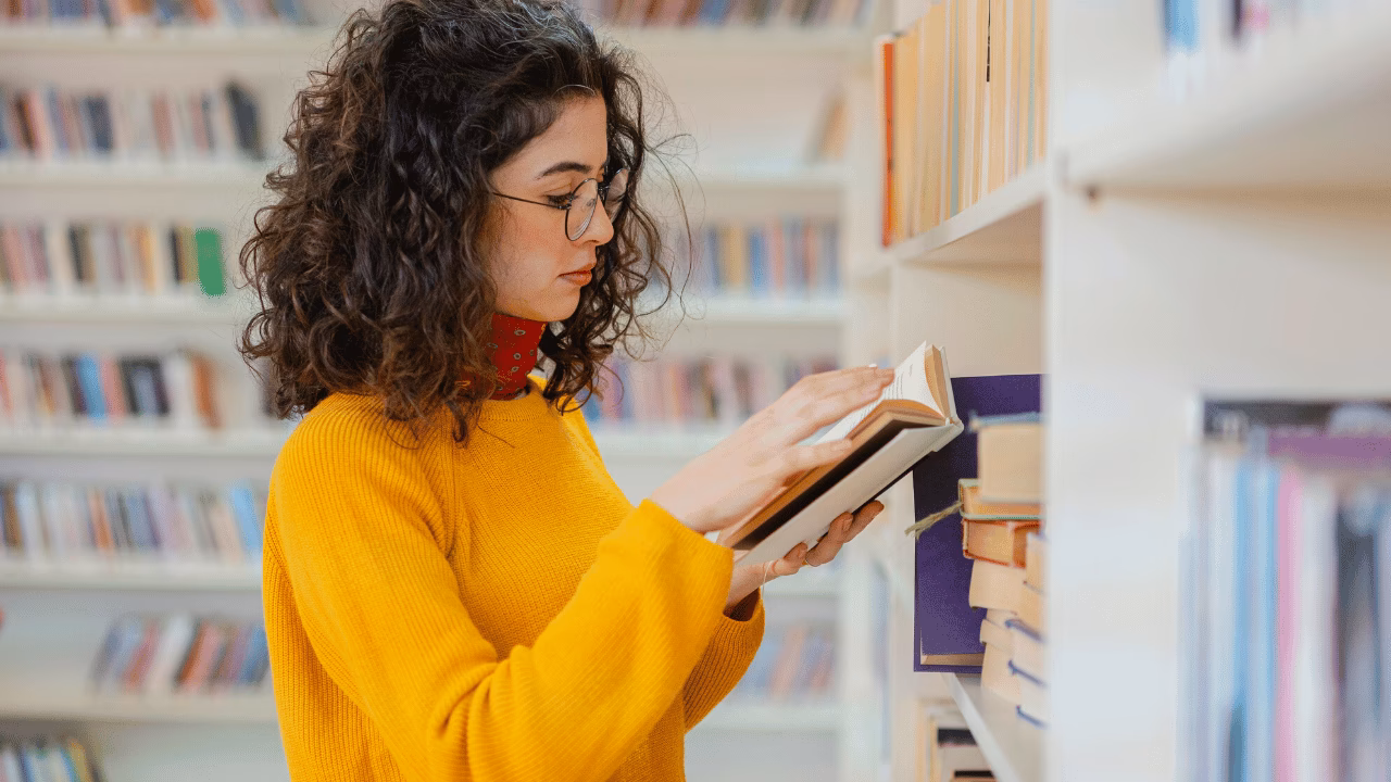 ¿Cómo se seleccionan los libros escolares?