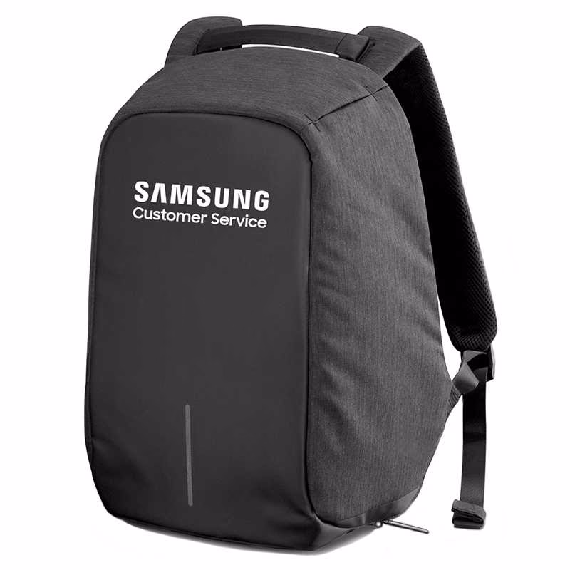 ¿Cuál es el material de la mochila de negocios?