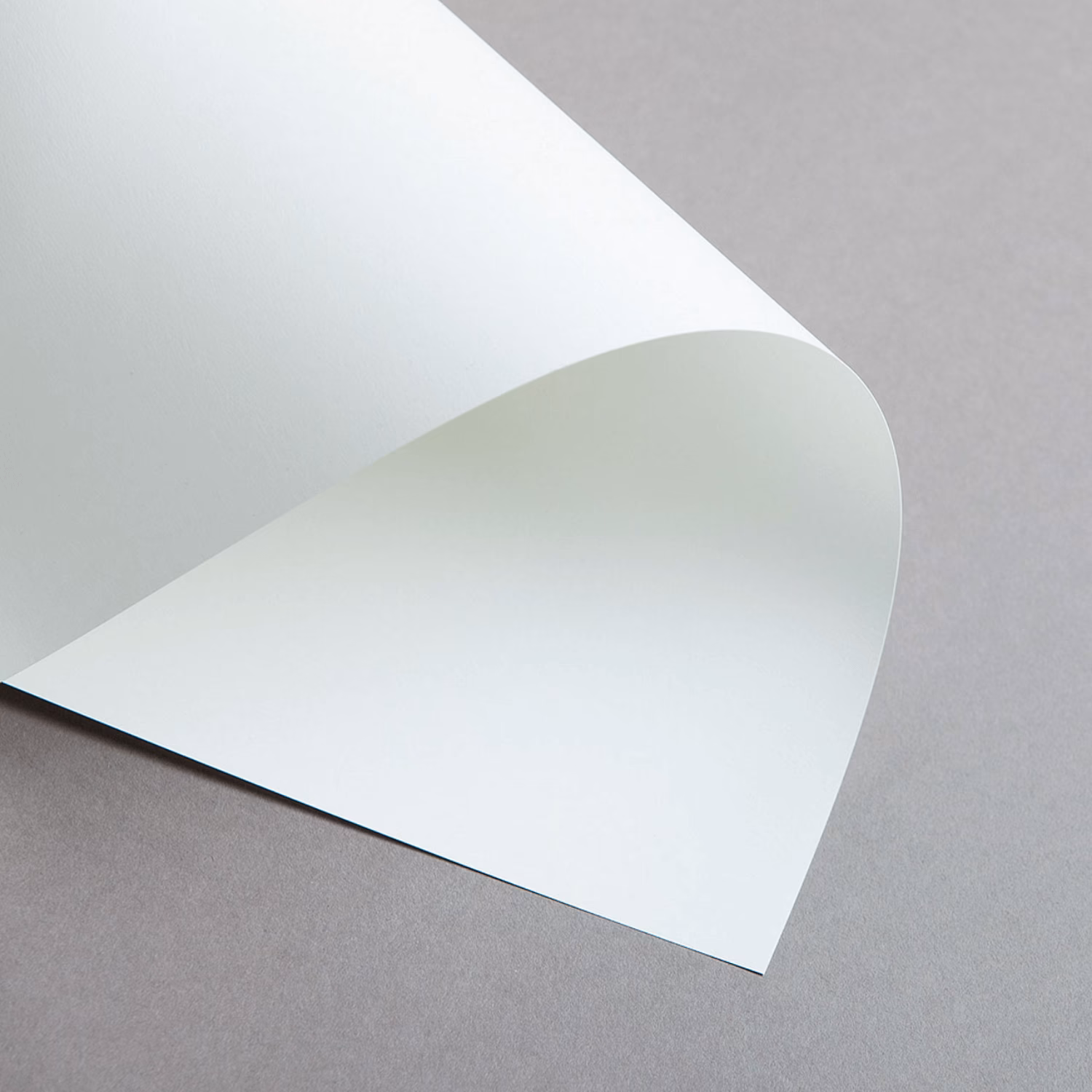 ¿Cuáles son los gramajes comunes del papel opalina?