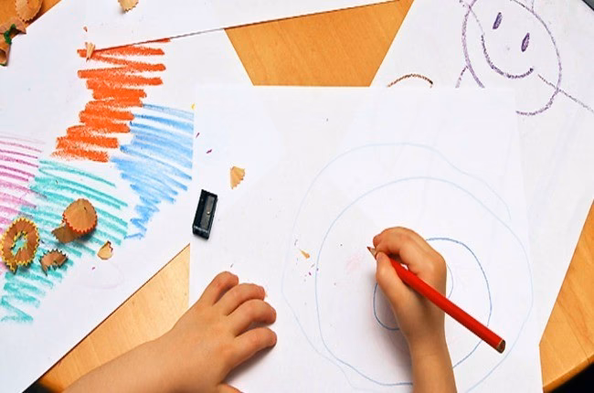 ¿Cómo fomentar el dibujo libre a los niños?