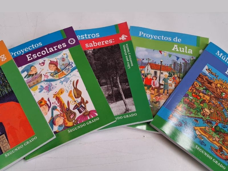 ¿Cuál es la importancia de los libros de texto para los niños?