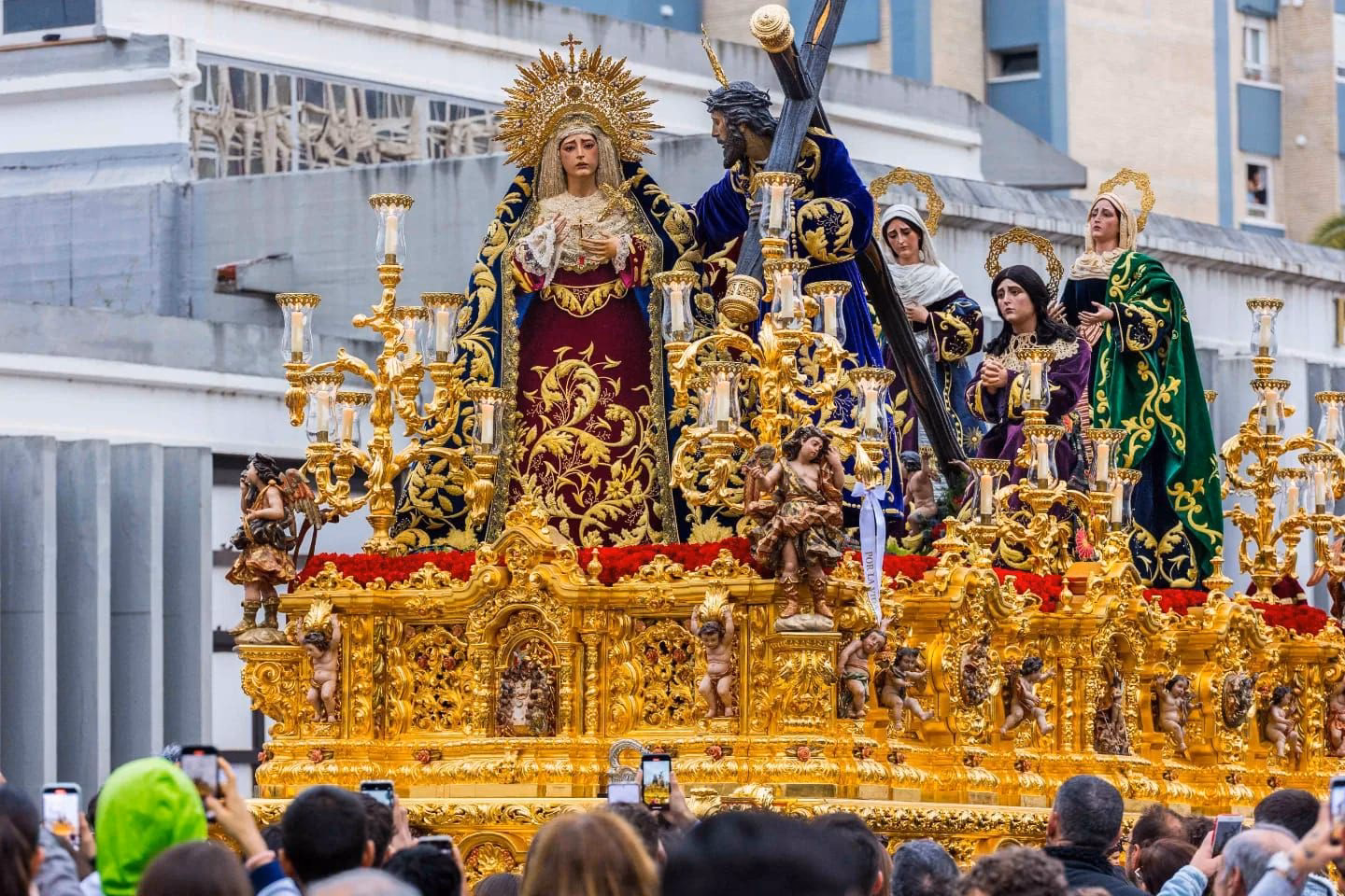 ¿Cuál es el primer libro de Fernando del Paso?