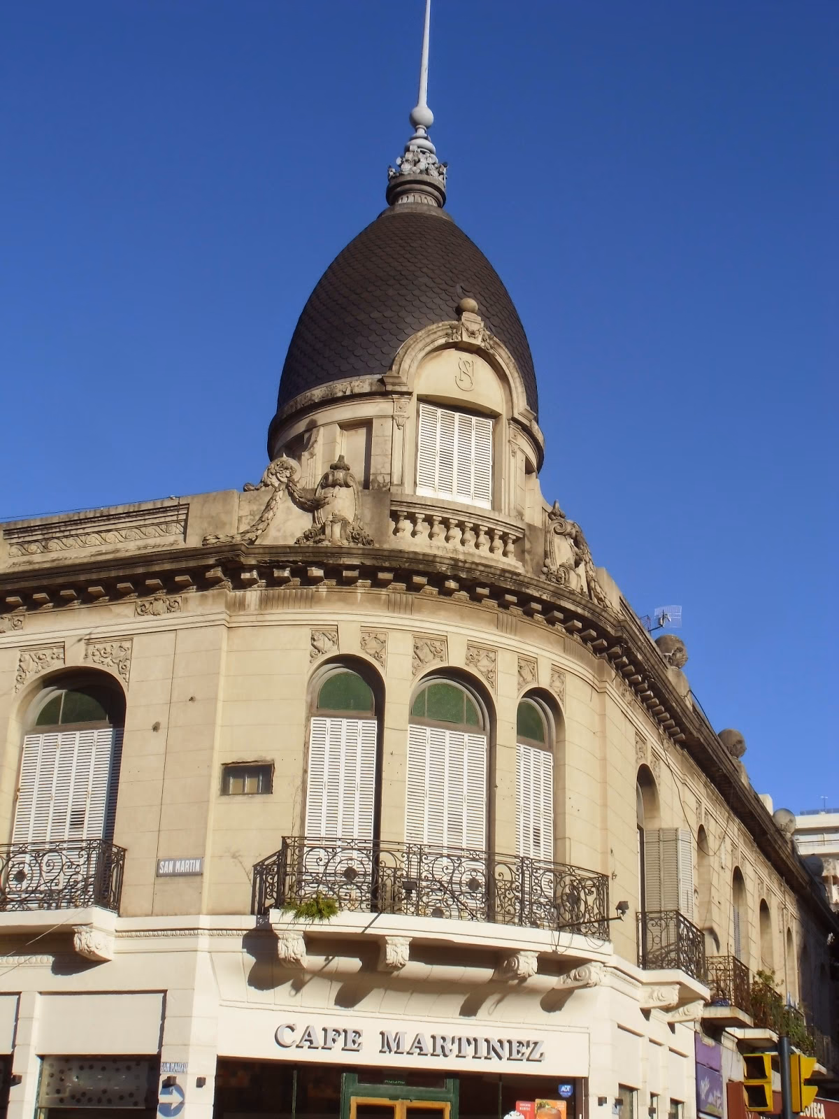 ¿Cuáles son las localidades del distrito de Pellegrini?