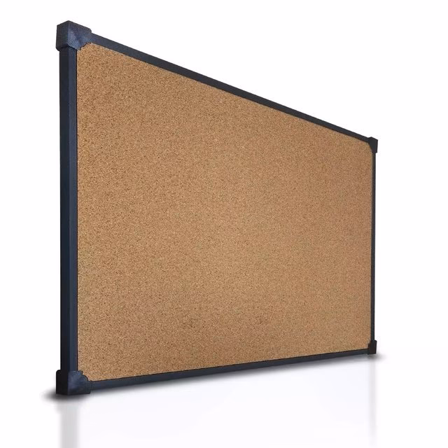 ¿Qué materiales se usan para hacer pizarras de corcho?