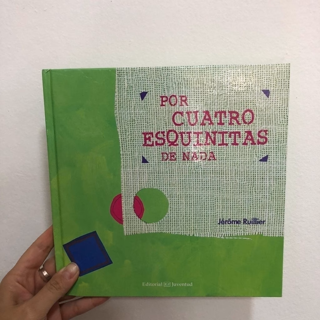 ¿Quién escribió 'Por cuatro esquinitas de nada'?